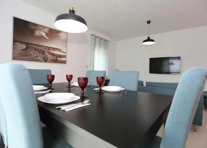 Surf And Stones * Peniche