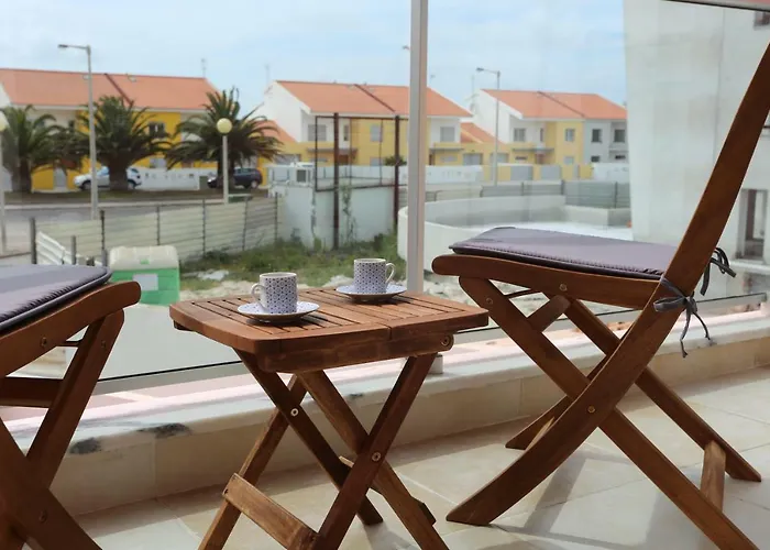 Surf And Stones Peniche