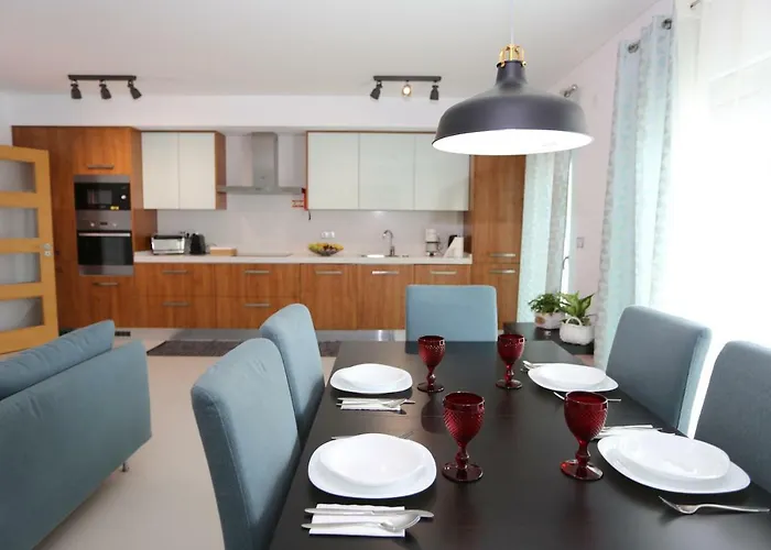 Surf And Stones * Peniche