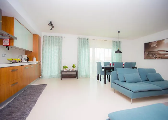 Surf And Stones Apartment Peniche